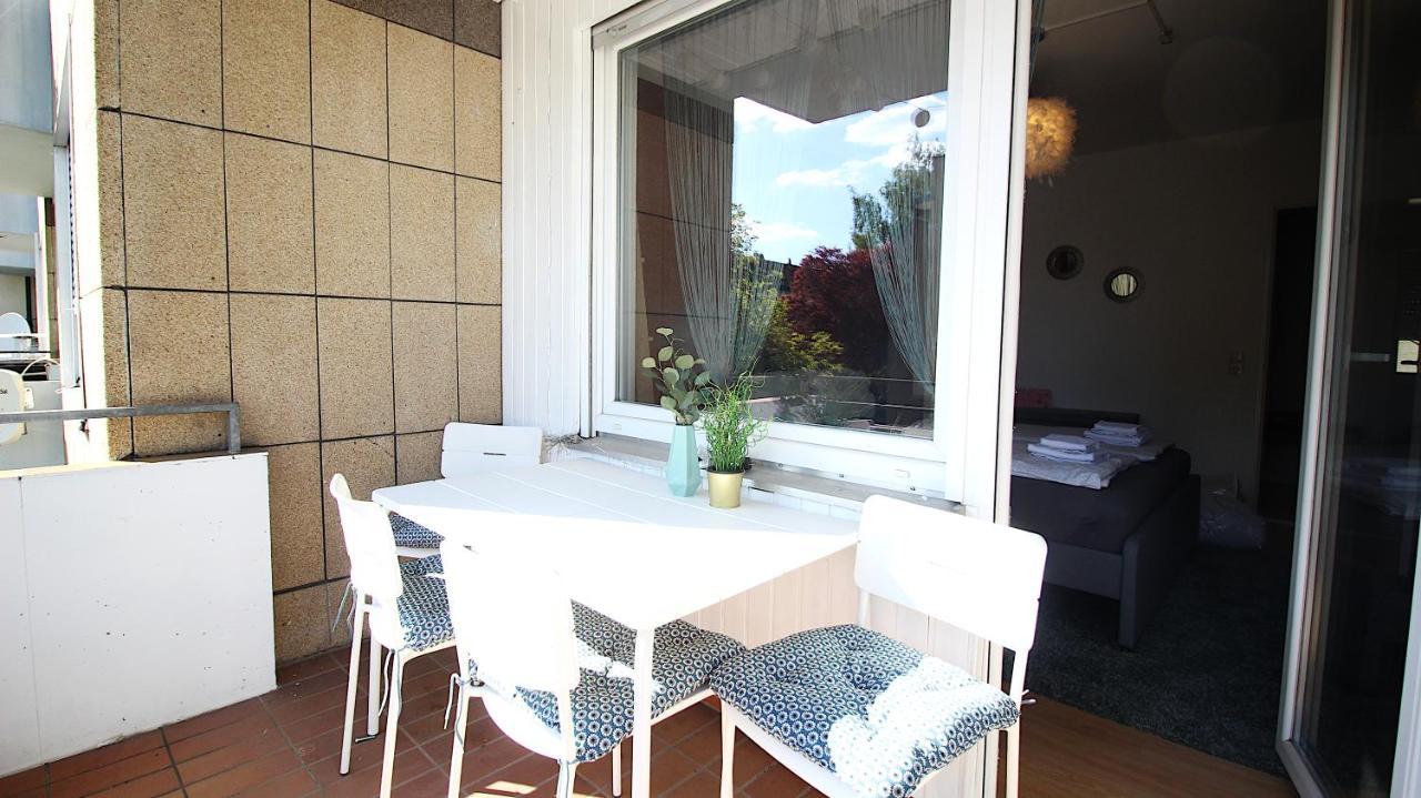 Apartment With Sunny Balcony, Near Main River Wurzburg
